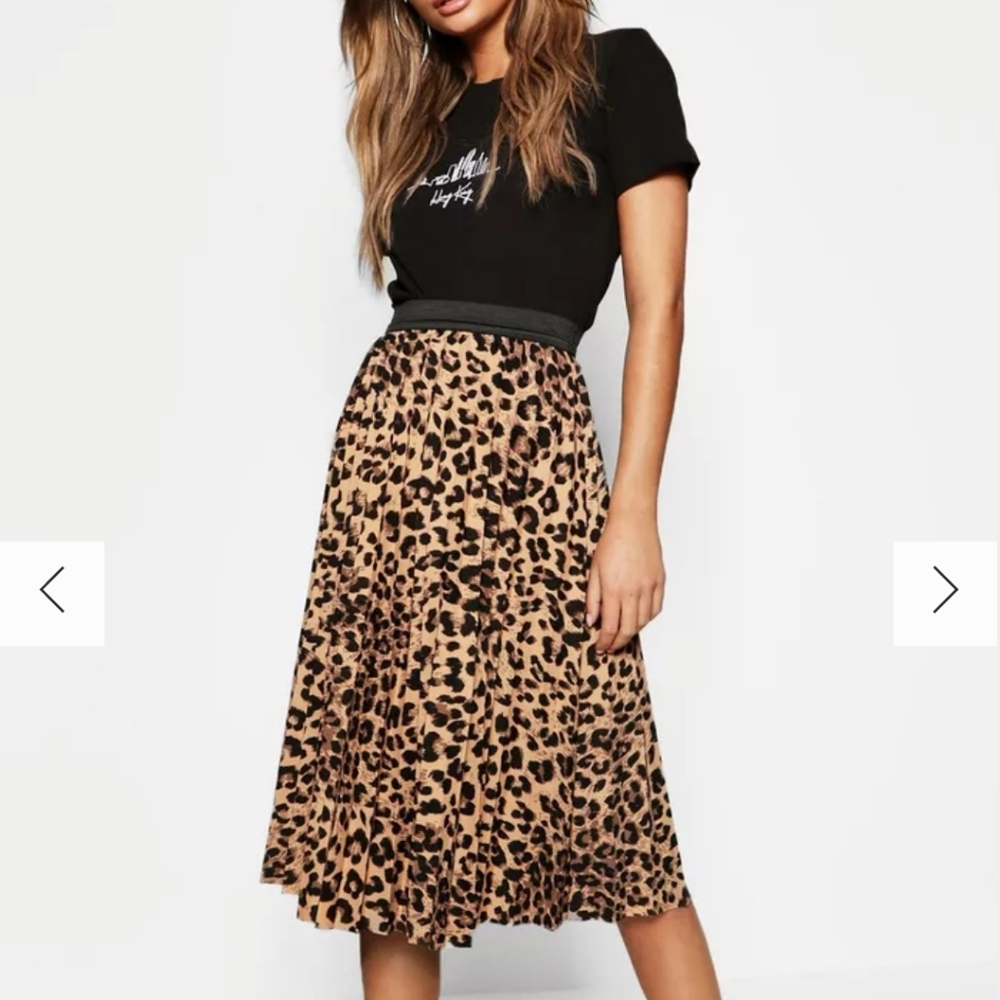Boohoo pleated leopard print skirt